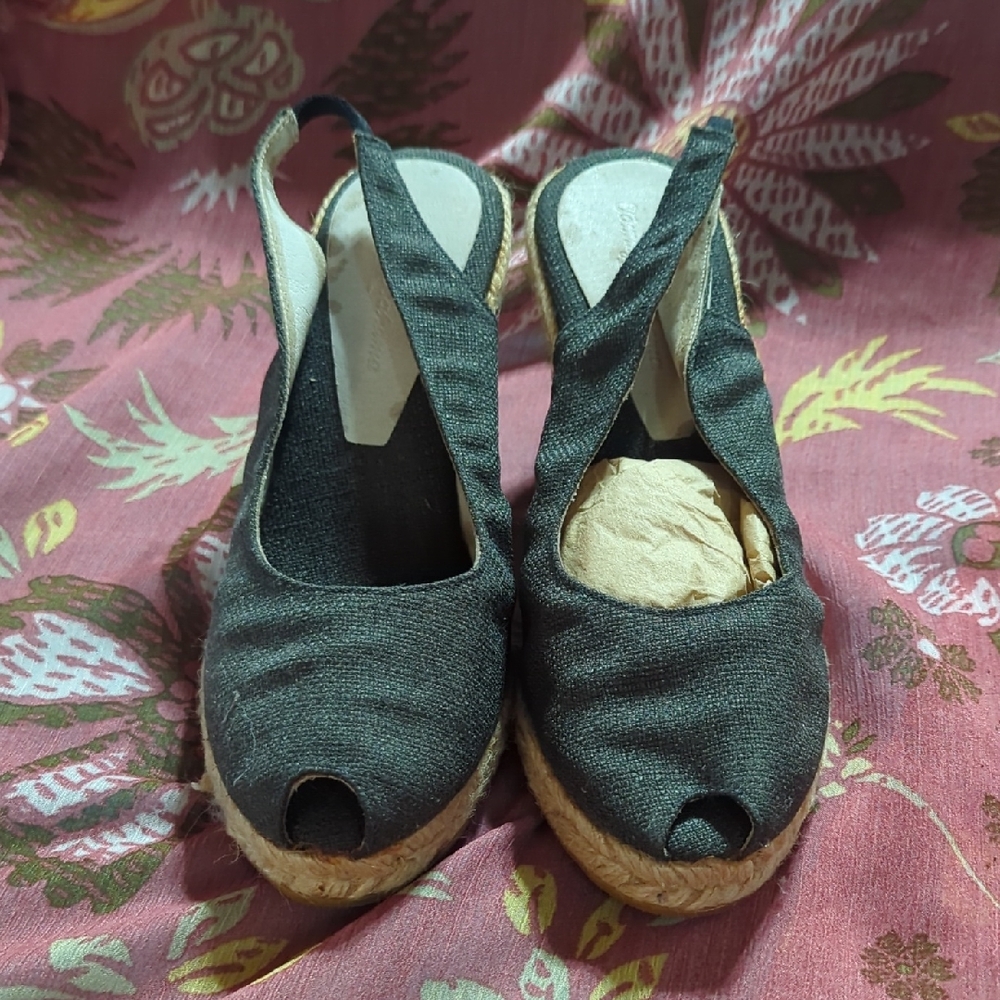 Tommy Bahama Black Espadrille Slingbacks